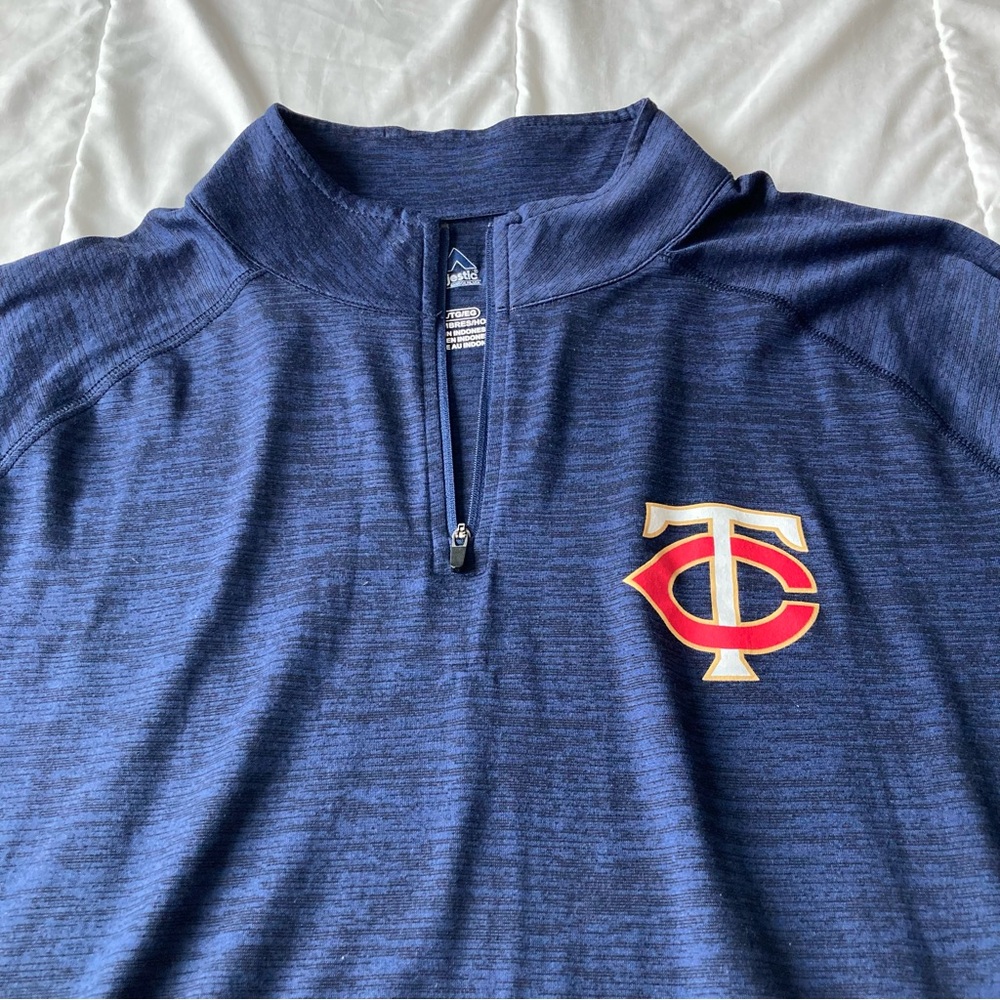 Majestic Minnesota Twins Blue Quarter-zip Pullover - Men’s  XL